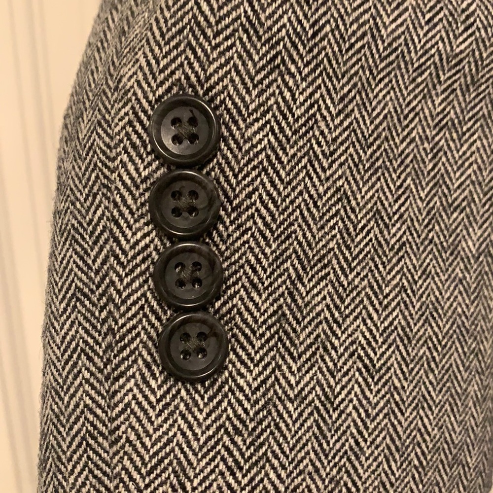 Wallin & Bros. Herringbone Sport Coat. - Picture 3 of 7